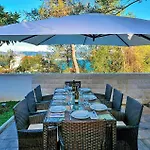 Beautiful Home In Slatine *