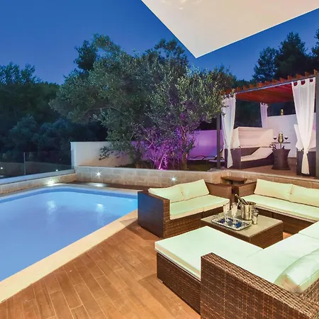 Tatil Evi Gorgeous In Slatine With Wifi