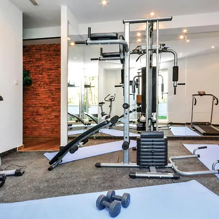 Gorgeous In Slatine With Wifi Tatil Evi