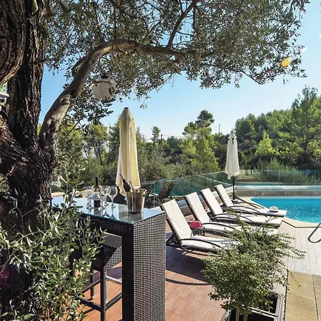 Tatil Evi Gorgeous In Slatine With Wifi Trogir