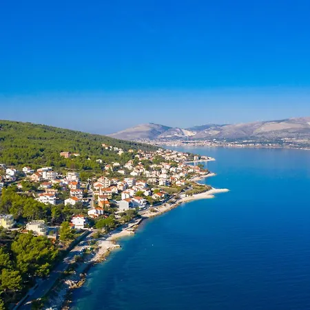 Gorgeous In Slatine With Wifi * Trogir