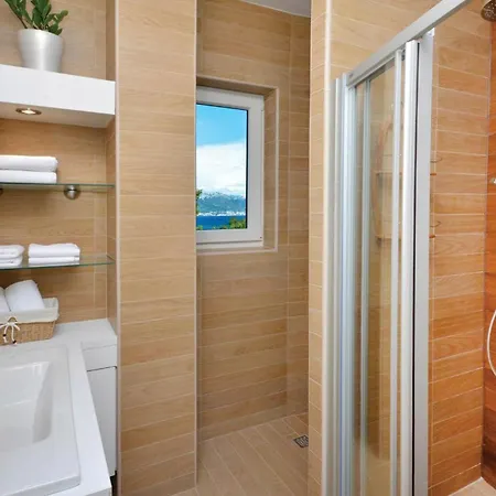 Tatil Evi Gorgeous In Slatine With Wifi