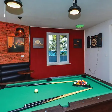 Tatil Evi Gorgeous In Slatine With Wifi