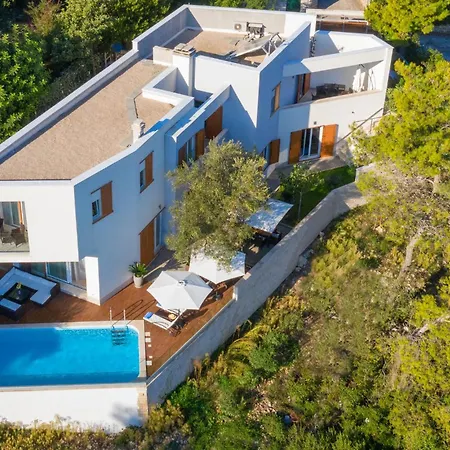 Tatil Evi Gorgeous In Slatine With Wifi *