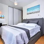 Gorgeous In Slatine With Wifi Vikendica Trogir