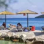 Vikendica Gorgeous In Slatine With Wifi Trogir