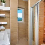 Vikendica Gorgeous In Slatine With Wifi