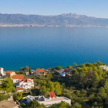 Gorgeous In Slatine With Wifi Ferienhaus