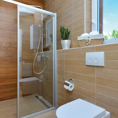 Ferienhaus Gorgeous In Slatine With Wifi *