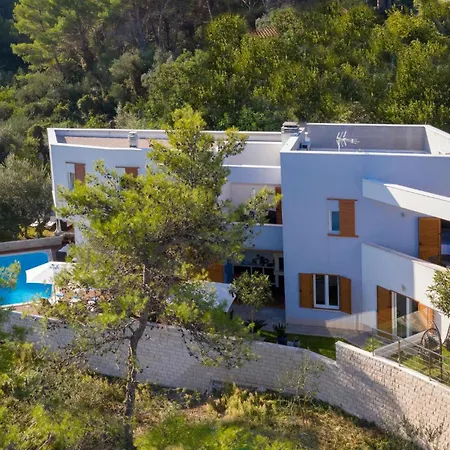 Holiday home Gorgeous In Slatine With Wifi Trogir