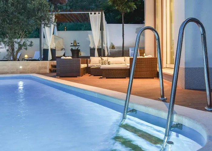 Gorgeous In Slatine With Wifi Hébergement de vacances *