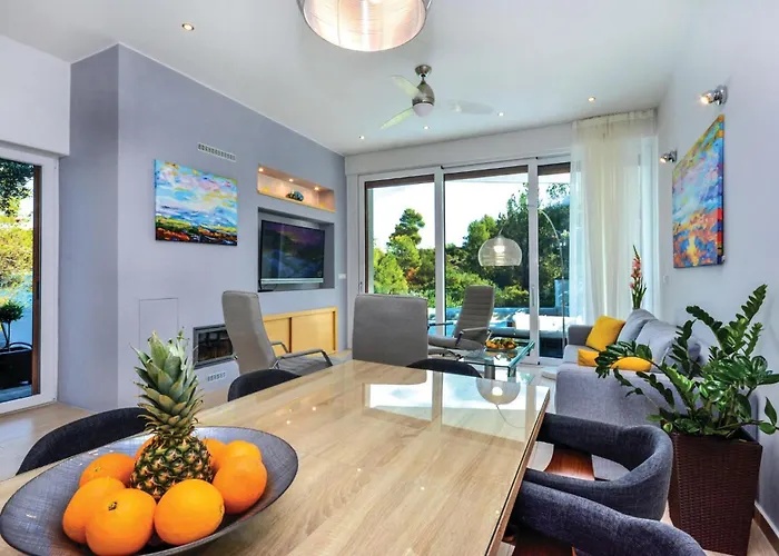 Gorgeous In Slatine With Wifi *