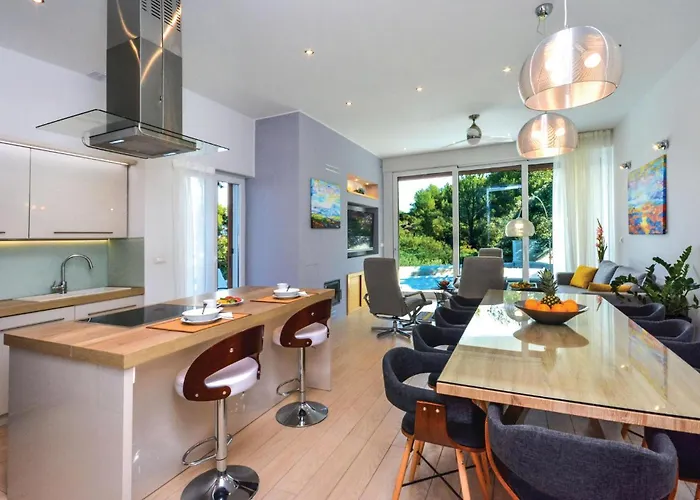 Hébergement de vacances Gorgeous In Slatine With Wifi Trogir