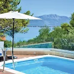 Gorgeous In Slatine With Wifi Casa vacanze Traù